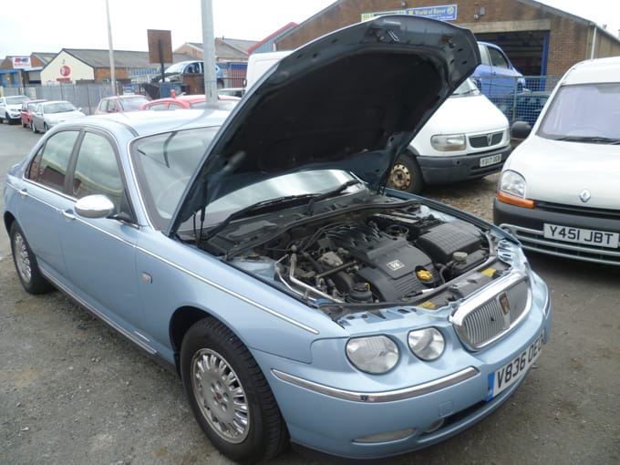 Rover 75 with open bonnet